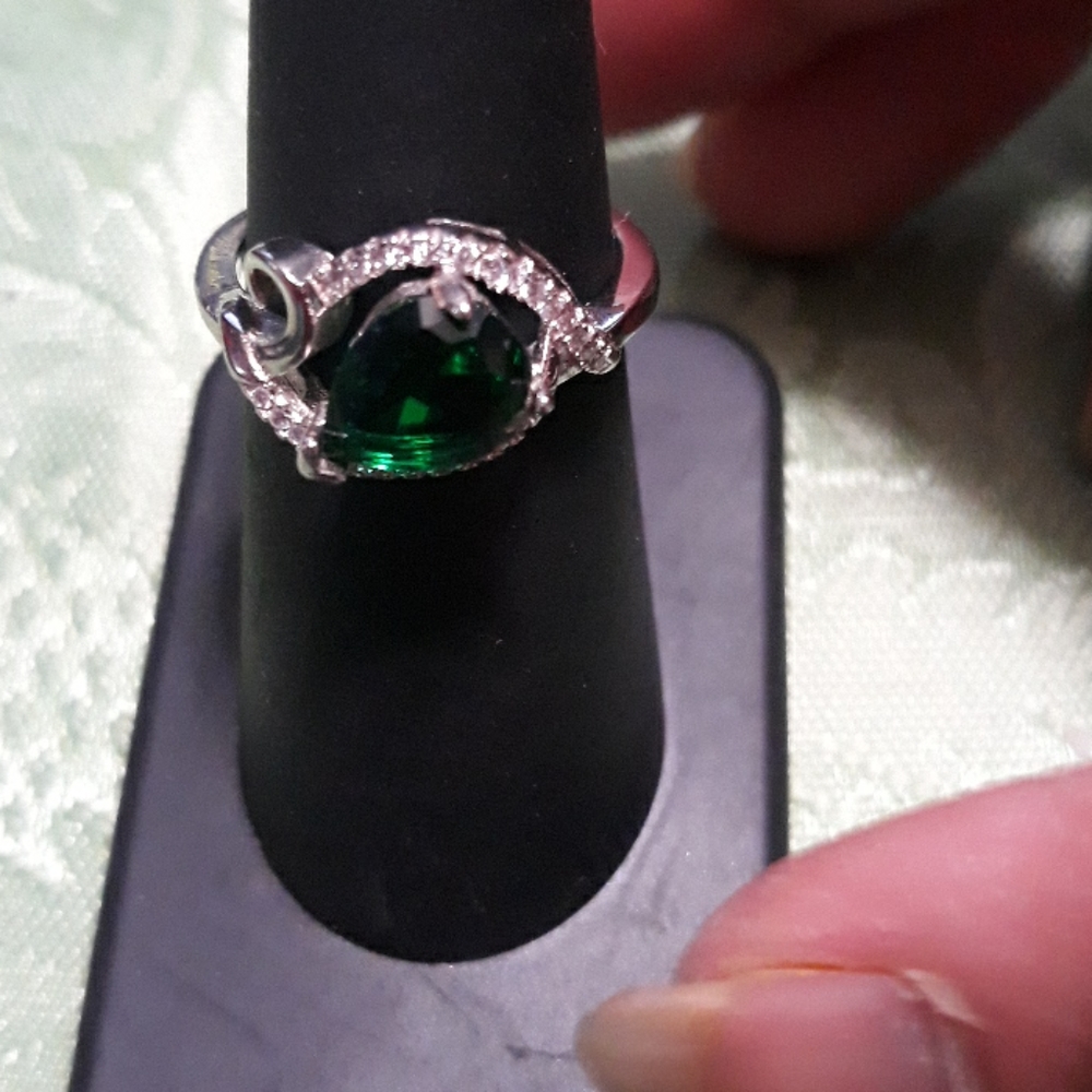 Sterling silver simulated Emerald cz ring sz 7 - Picture 2 of 5